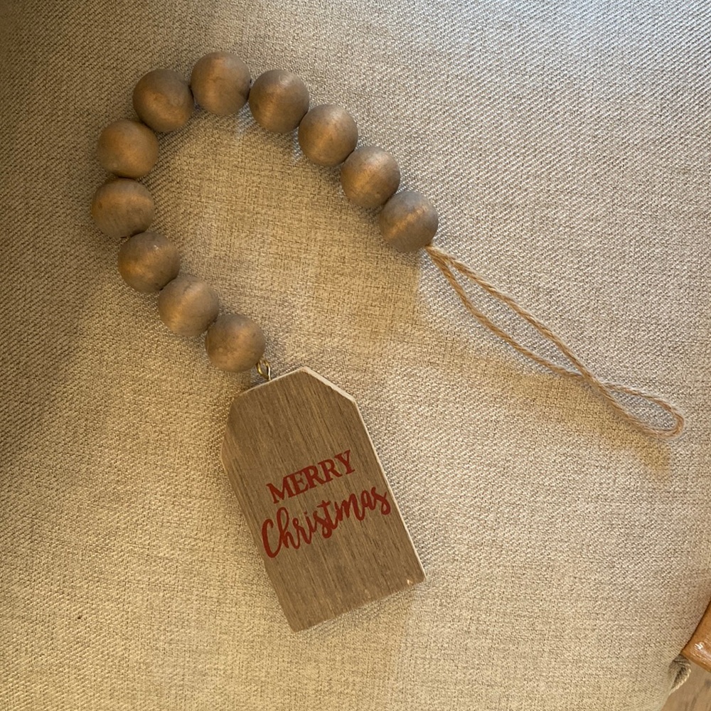 Christmas bead strand